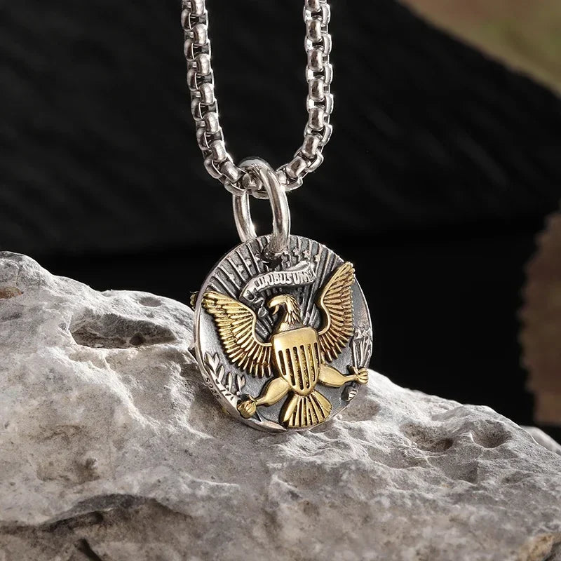 Retro Silver-Plated Coin 50 Cents Eagle Medal Pendant Necklace Men and Women Personality Trendy Fashion Jewelry